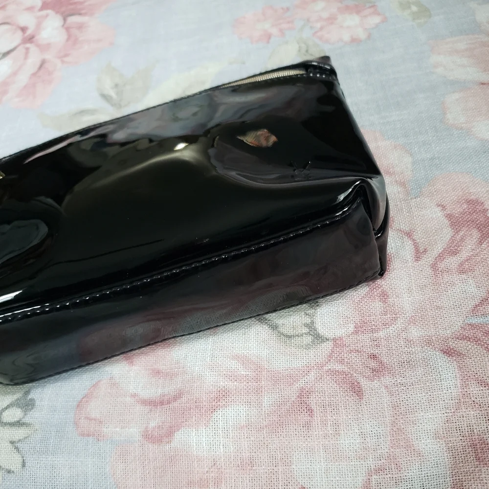 YSL Yves Saint Laurent Black Beauty makeup bag Pouch Clutch Cosmetics Bag
